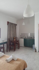 Fomithea Hotel