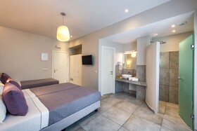 Fomithea Hotel