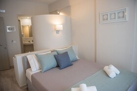 Fomithea Hotel