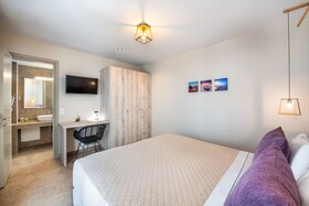 Fomithea Hotel