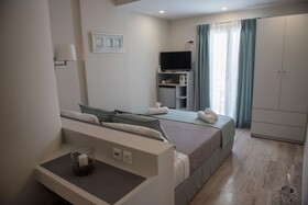 Fomithea Hotel