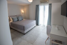 Fomithea Hotel