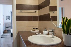 Harmonia House