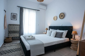 Harmonia House