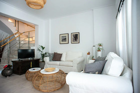 Harmonia House
