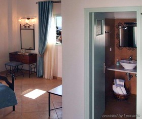 Kalya Suites