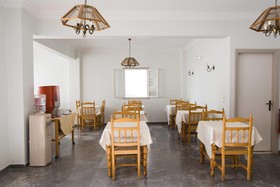Kamari Blu Boutique Hotel