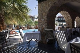 Rose Bay Hotel