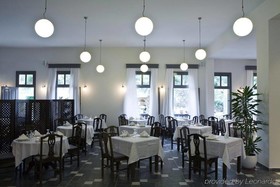 Rose Bay Hotel