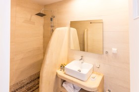 Hotel Selini