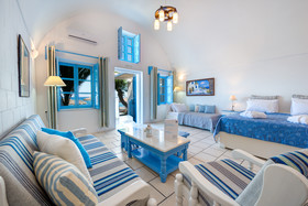 Sigalas Hotel & Apartments
