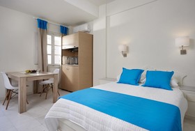 Terra Blue Hotel