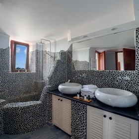 Aquaria Villa