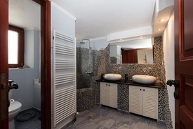 Aquaria Villa