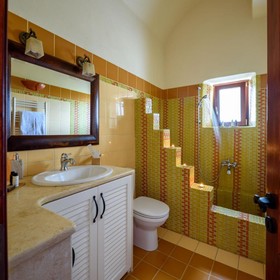 Aquaria Villa