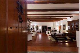 Aquaria Villa