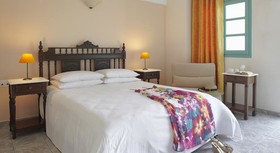Nikolas Hotel