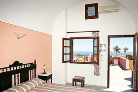 Nikolas Hotel