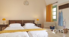 Nikolas Hotel