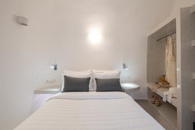 Santoterra Antigua Suites