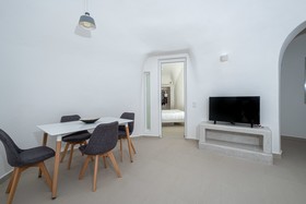 Santoterra Antigua Suites