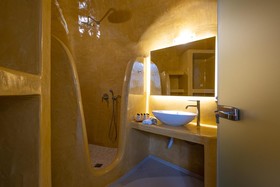 Santoterra Antigua Suites