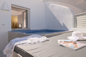 Santoterra Antigua Suites