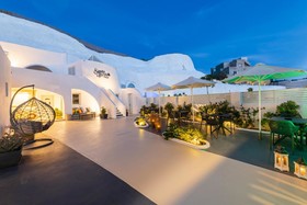Santoterra Antigua Suites