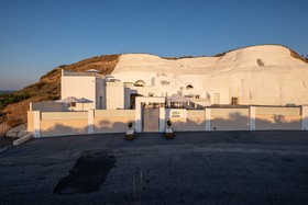 Santoterra Antigua Suites