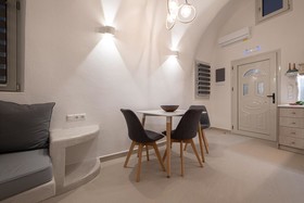 Santoterra Antigua Suites