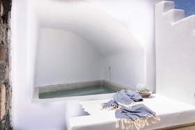 Lagadi Suites
