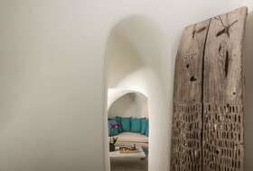 Andronis Luxury Suites