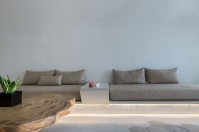 Andronis Luxury Suites