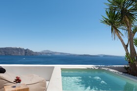 Andronis Luxury Suites