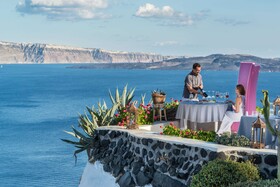 Andronis Luxury Suites