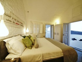 Armeni Village Rooms & Suites