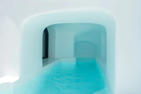 Chelidonia Luxury Suites