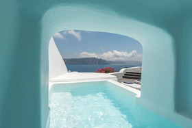 Chelidonia Luxury Suites