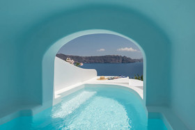 Chelidonia Luxury Suites