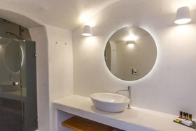 Filotera Suites