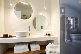 Filotera Suites
