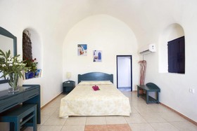 Fotinos Houses