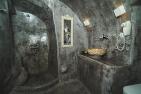 Kaleidoscope Luxury Cave Houses