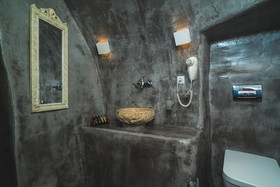 Kaleidoscope Luxury Cave Houses
