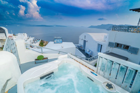 Kaleidoscope Luxury Cave Houses