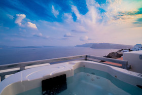 Kaleidoscope Luxury Cave Houses