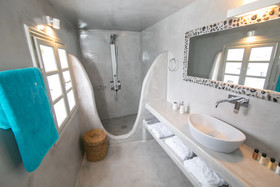 Kaleidoscope Luxury Cave Houses