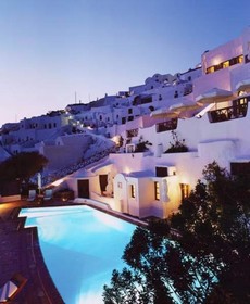 Kirini Suites Cave Houses