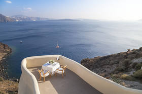 Mystique A Luxury Collection Hotel, Santorini
