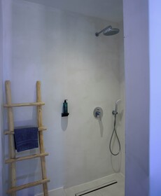 Ryolithos Suites